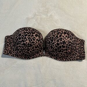 NWOT Victoria’s Secret Strapless Bra